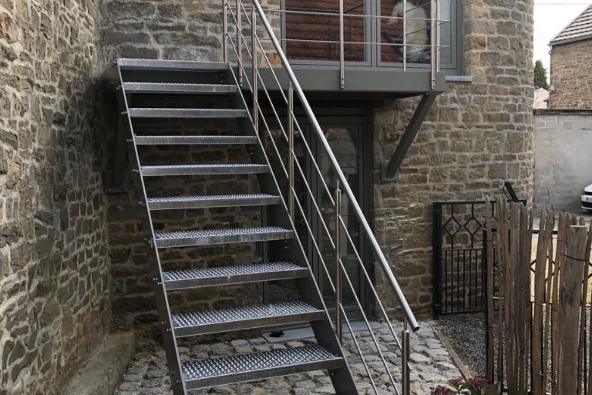 Escalier extérieur en plat 5